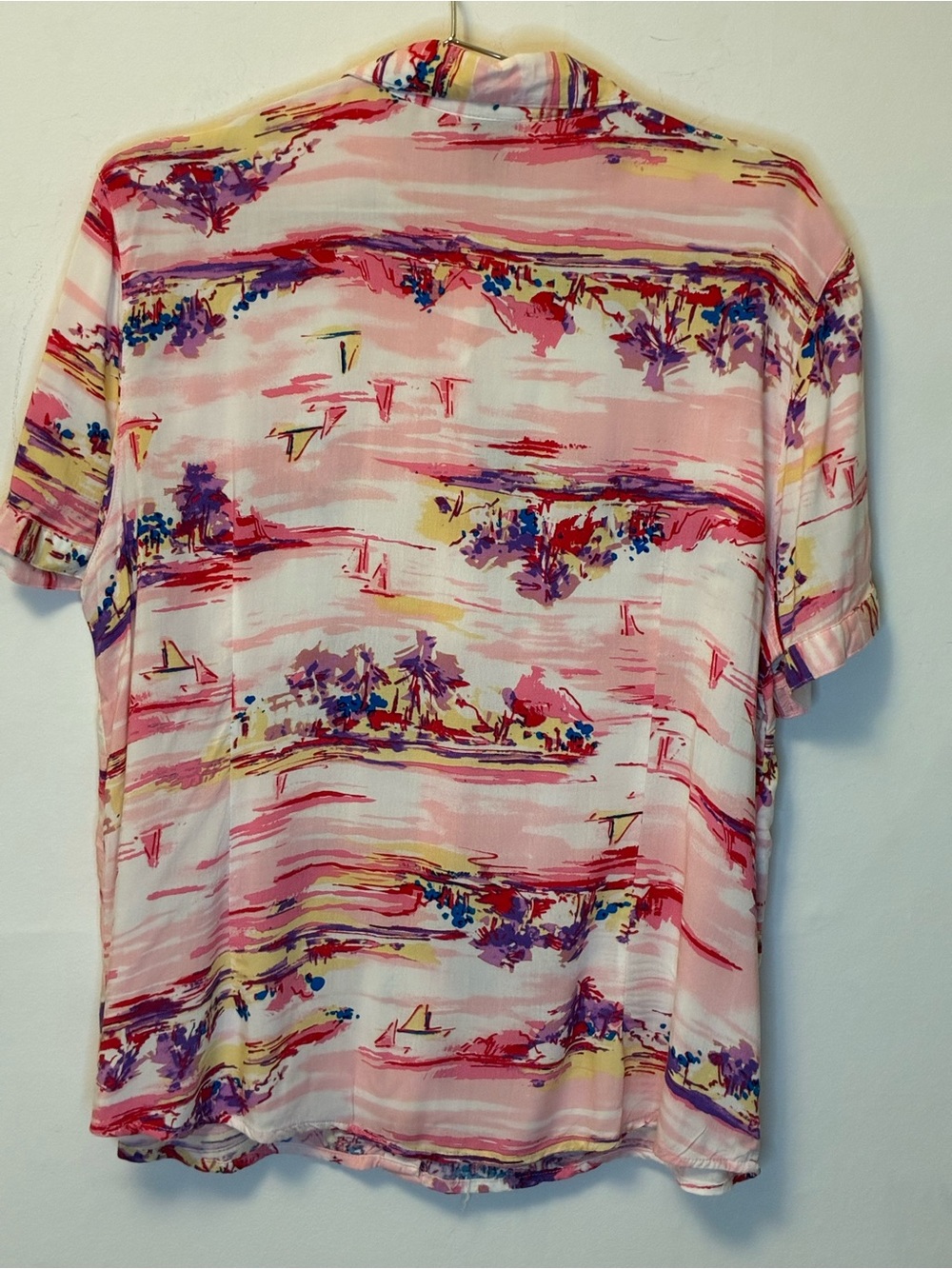 Basic Editions Pink Abstract Short-Sleeve Button-Up - Picture 2 of 6